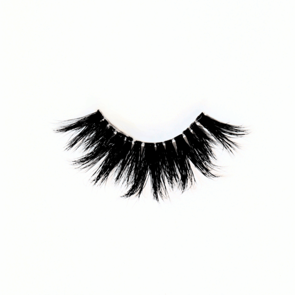 Klutch Kosmo Kween 20mm Wispy Lash - Full Volume & Lightweight