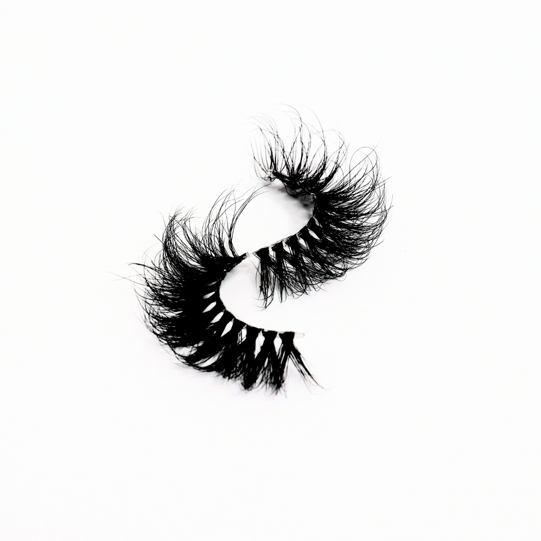 Klutch 25mm Signature Mink Lashes – Voluminous, Flared, Ultra-Glam Look